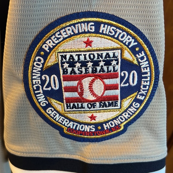 New York Yankees Derek Jeter Hall of Fame Jersey - Picture 3 of 5